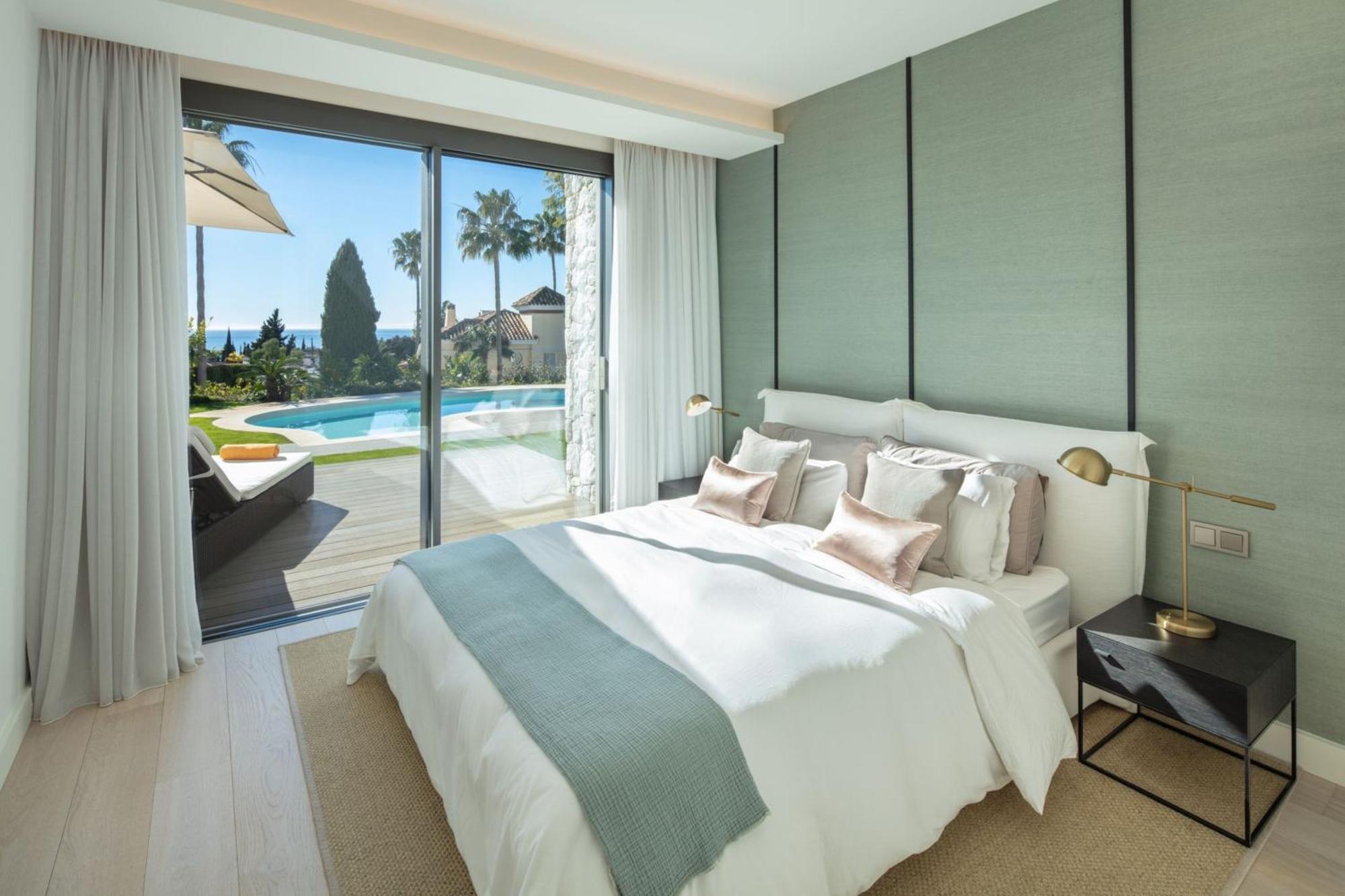 Absolute High End Near With Jacuzzi! Villa *